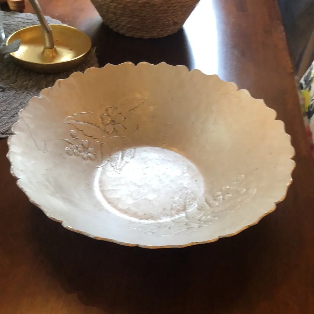 EVERLAST MID CENTURY MODERN HAND FORGED ALUMINUM DOGWOOD PATTERN BOWL